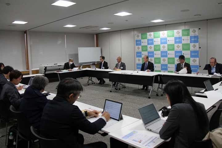 記者懇談会会場全体の様子の画像