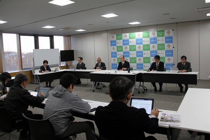 記者懇談会会場全体の様子の写真