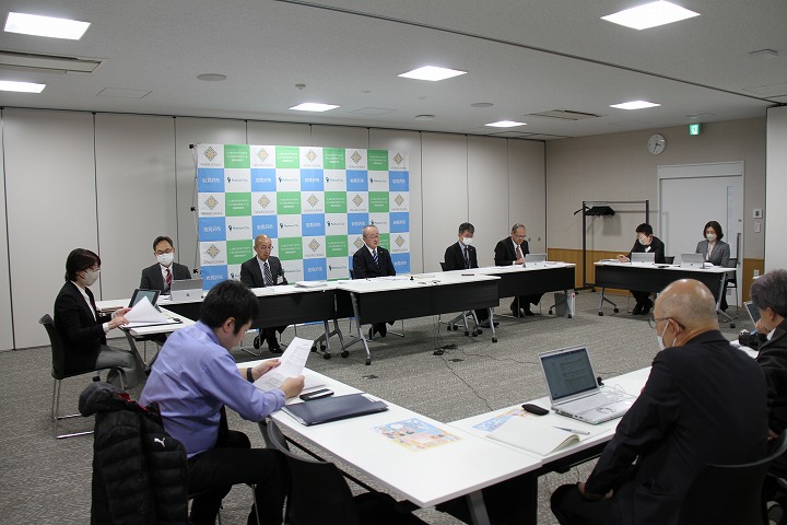 記者懇談会会場全体の様子の写真