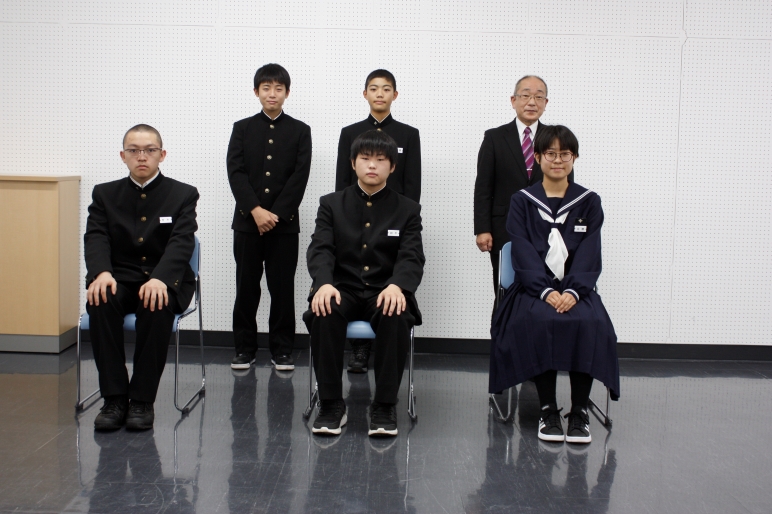 表敬訪問の様子