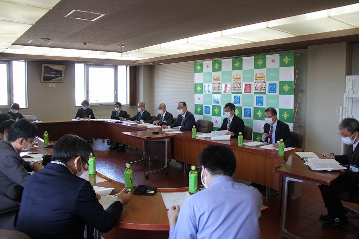 令和3年度第1回記者懇談会の会場全体の様子の写真
