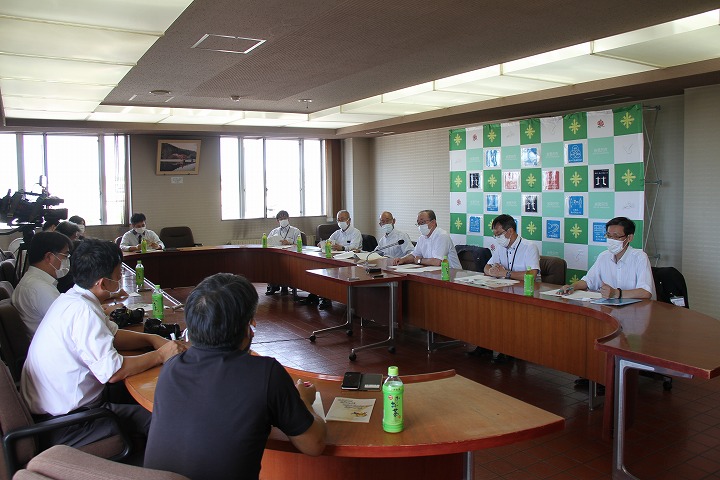 令和3年度第4回記者懇談会の会場全体の様子の写真