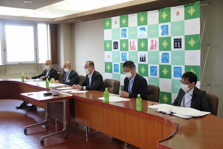 令和3年度第6回記者懇談会の会場全体の様子の写真