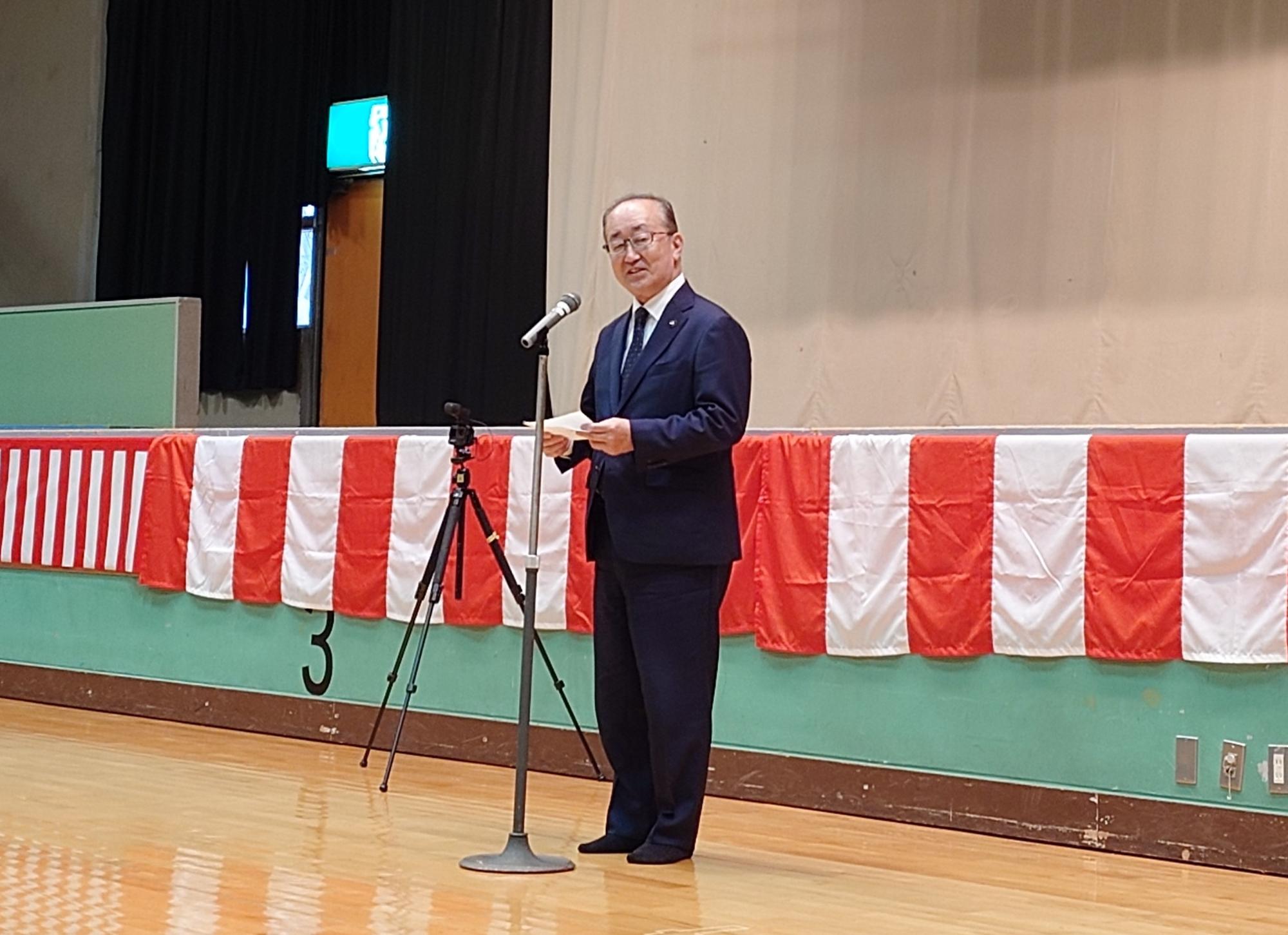 全日本清心会空手演武大会開会式の写真
