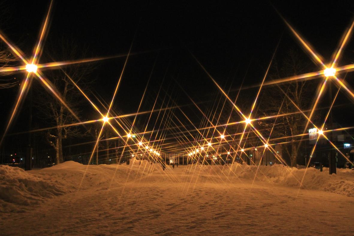 冬の駅東市民広場の写真