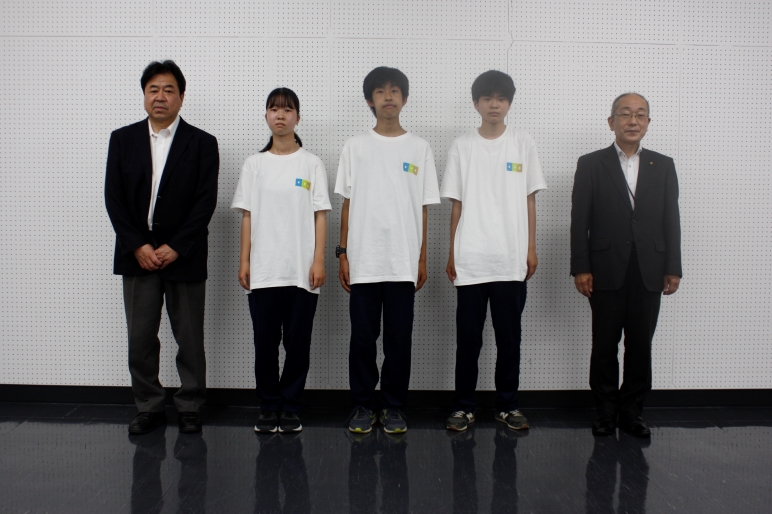 表敬訪問の様子