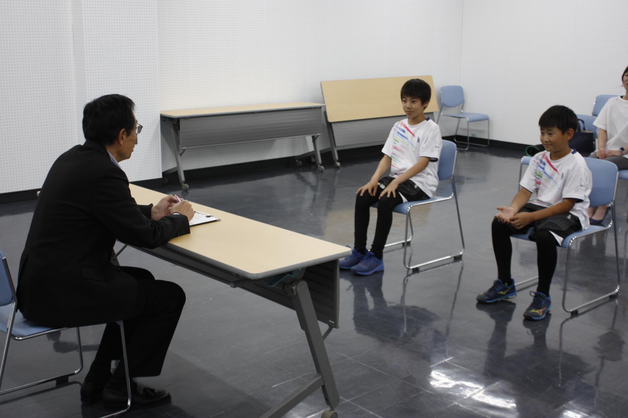 表敬訪問の様子
