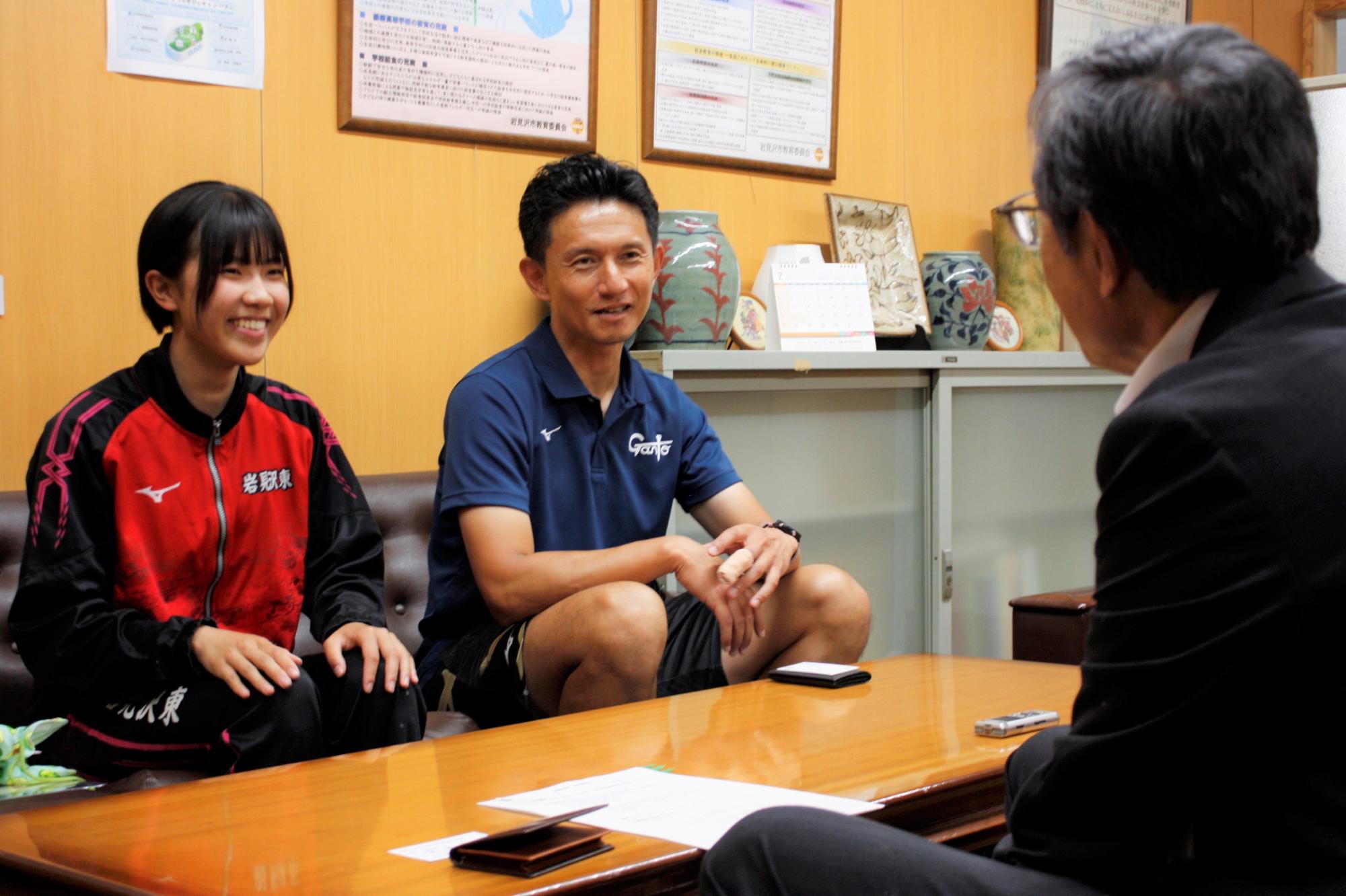表敬訪問の様子