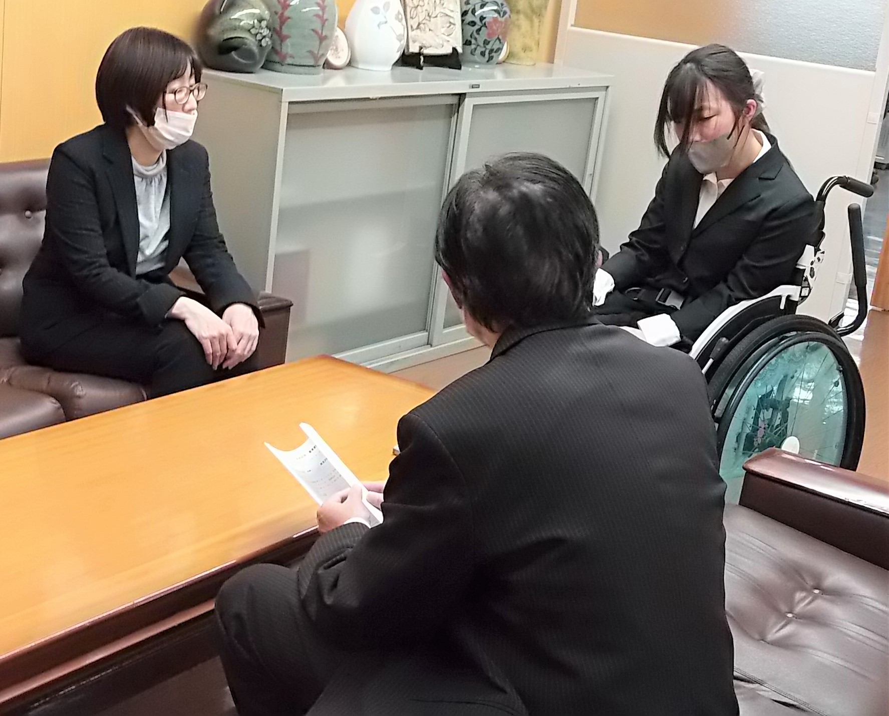 表敬訪問の様子