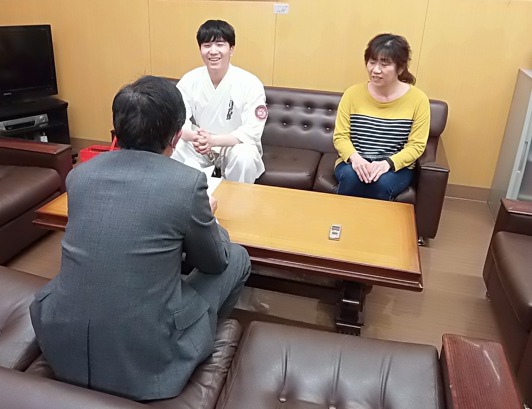 表敬訪問の様子