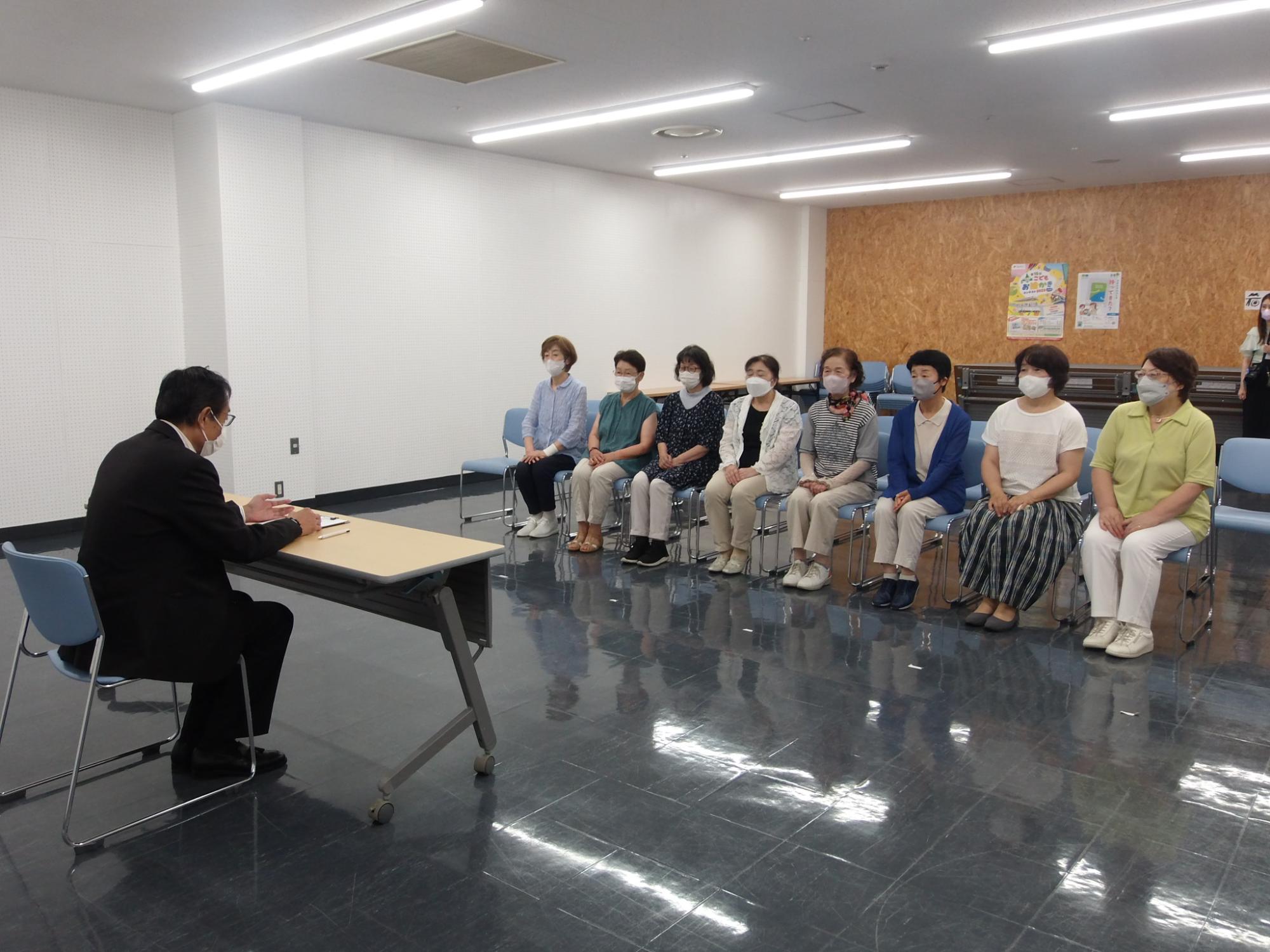 表敬訪問の様子