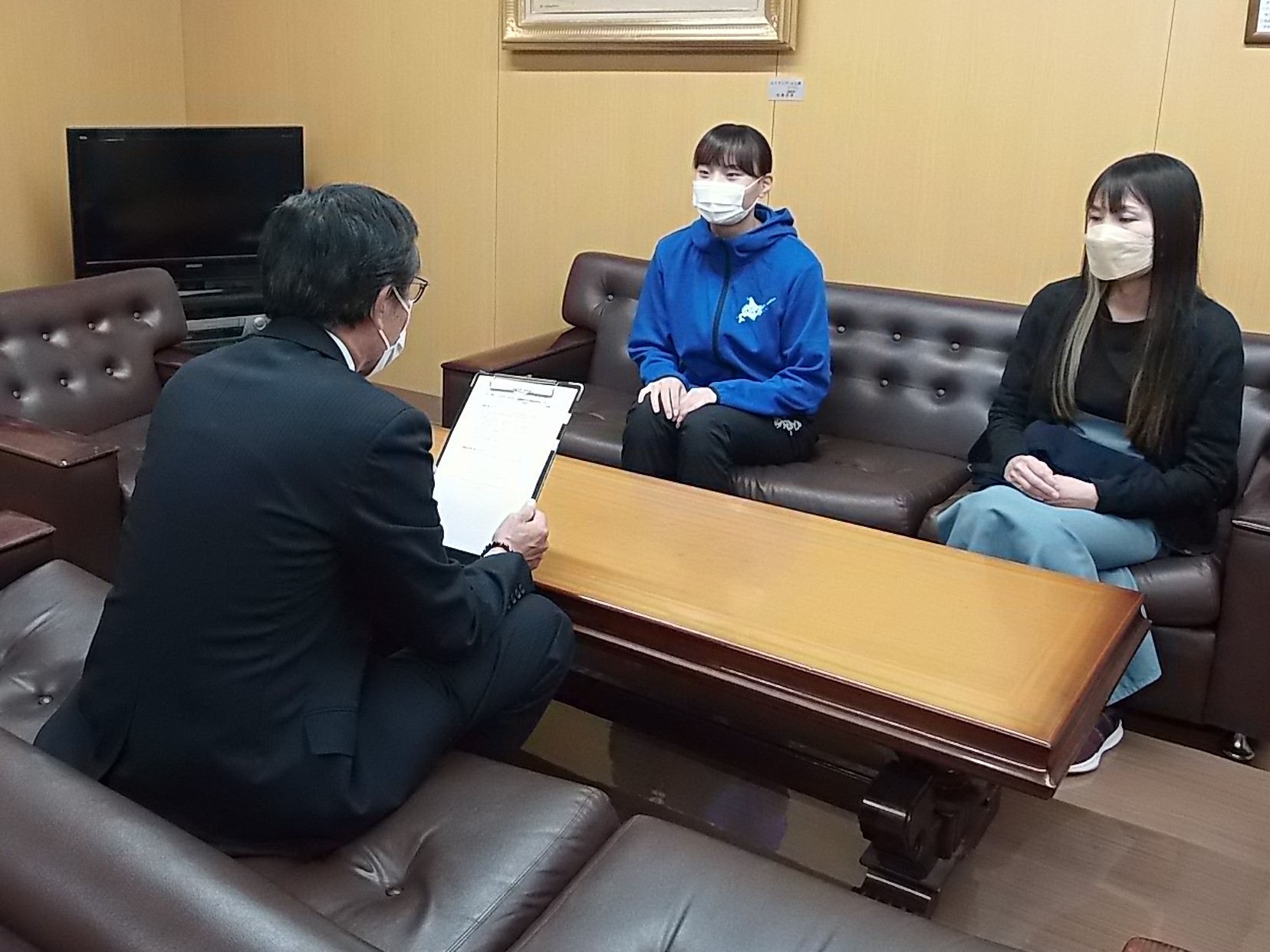 表敬訪問の様子
