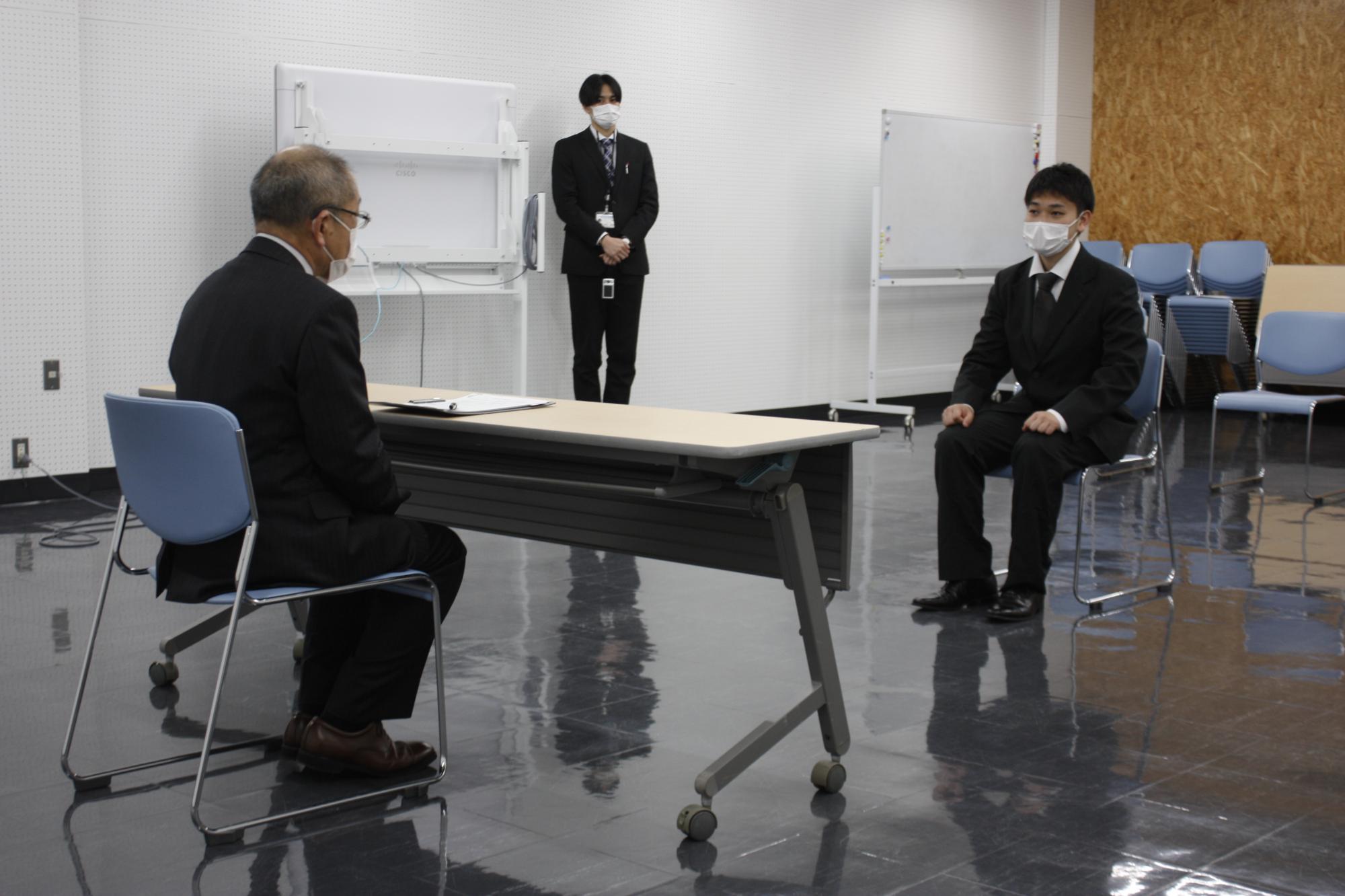 表敬訪問の様子